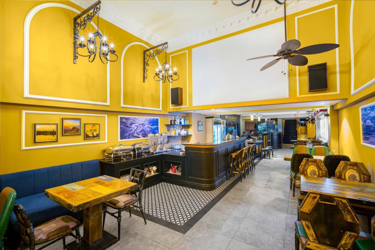 Little Charm Hanoi Hostel Exterior photo